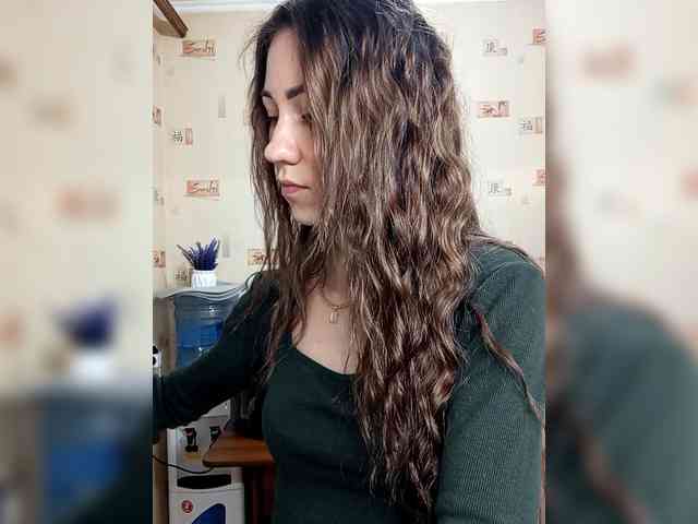 -Feral-Berry- webcam