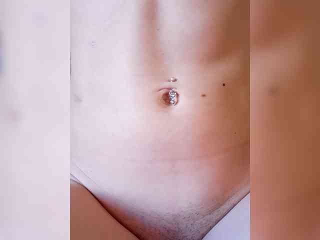 -Feral-Berry- webcam