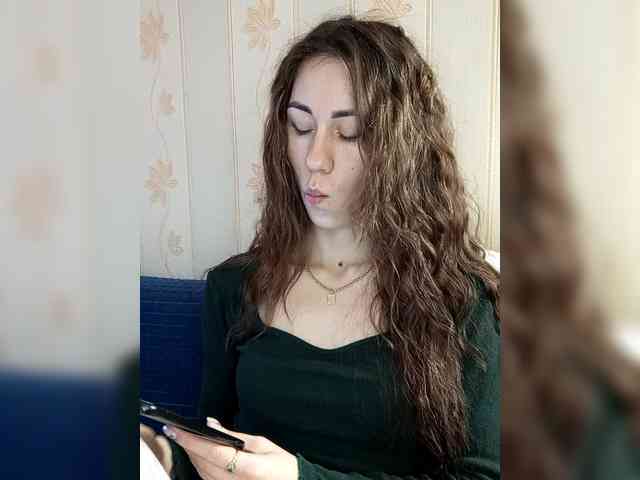 -Feral-Berry- webcam