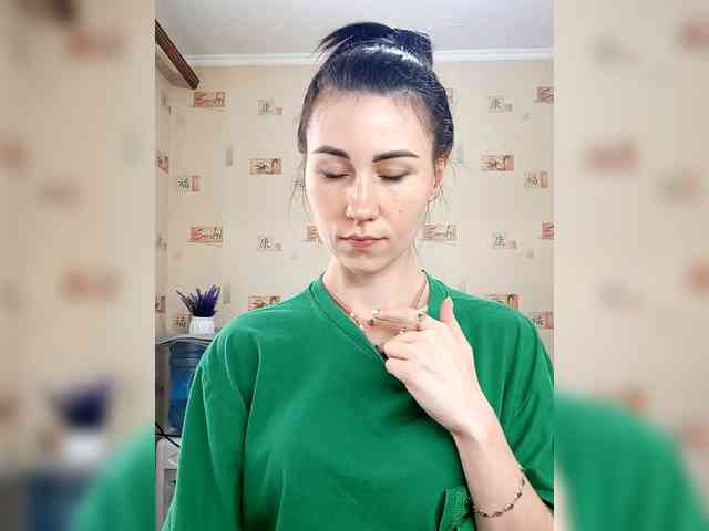 -Feral-Berry- webcam