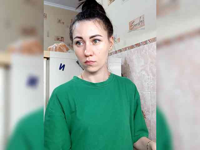 -Feral-Berry- webcam