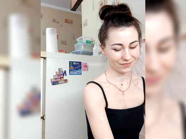 -Feral-Berry- webcam