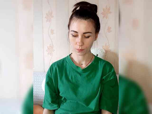 -Feral-Berry- webcam