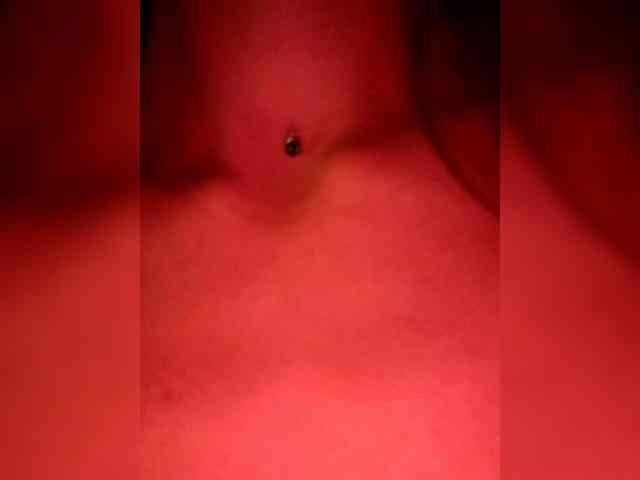 -Feral-Berry- webcam