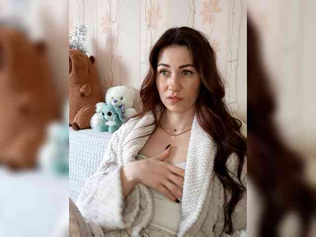 -Feral-Berry- webcam