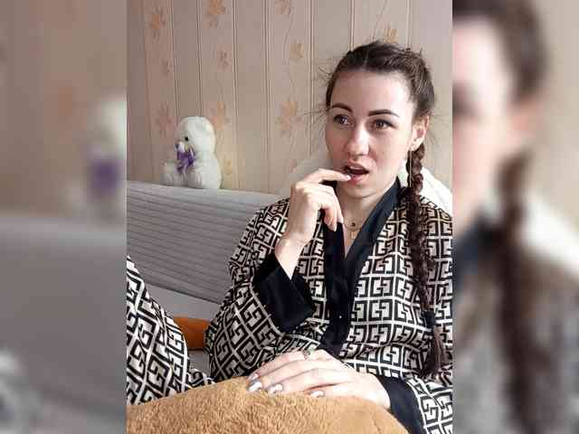 -Feral-Berry- webcam