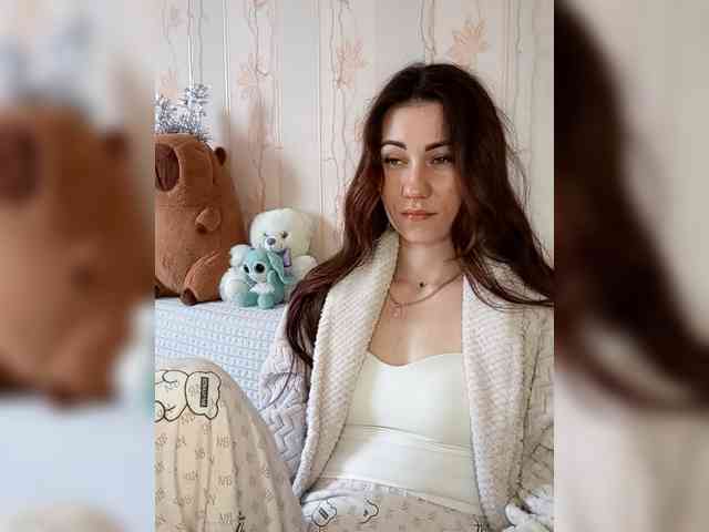 -Feral-Berry- webcam