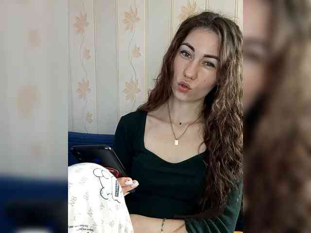 -Feral-Berry- webcam