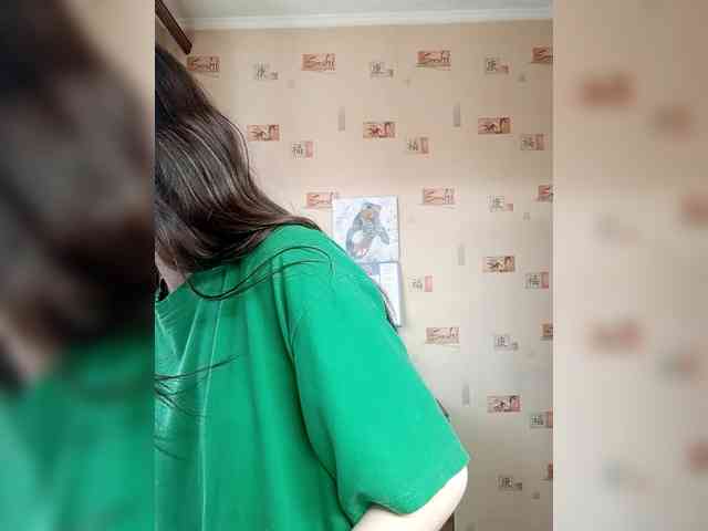 -Feral-Berry- webcam