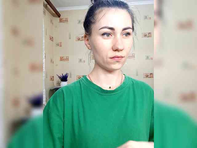 -Feral-Berry- webcam