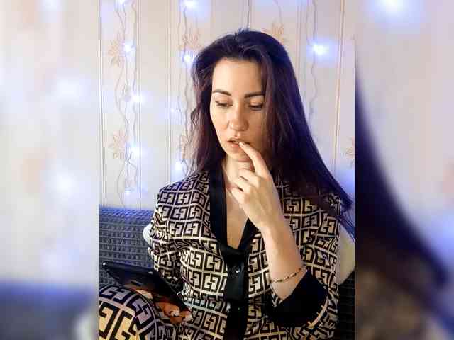 -Feral-Berry- webcam