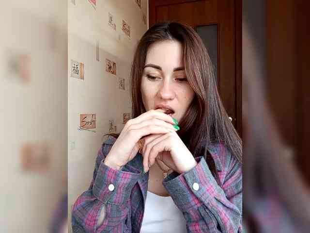 -Feral-Berry- webcam