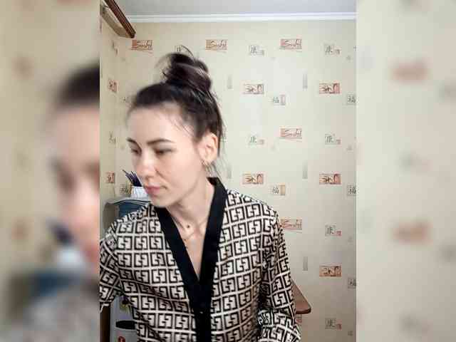 -Feral-Berry- webcam