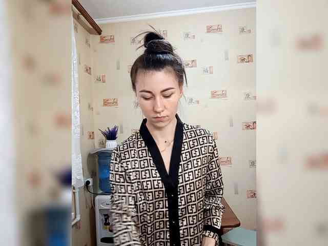 -Feral-Berry- webcam