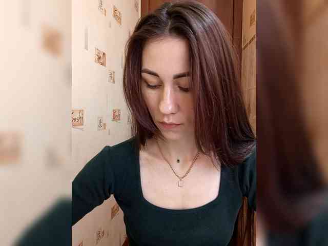 -Feral-Berry- webcam