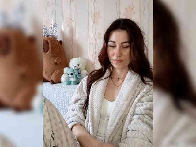 -Feral-Berry- webcam