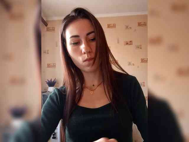 -Feral-Berry- webcam