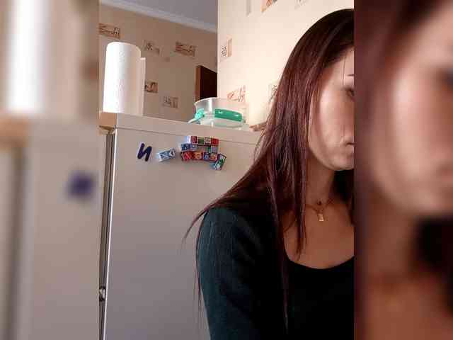 -Feral-Berry- webcam