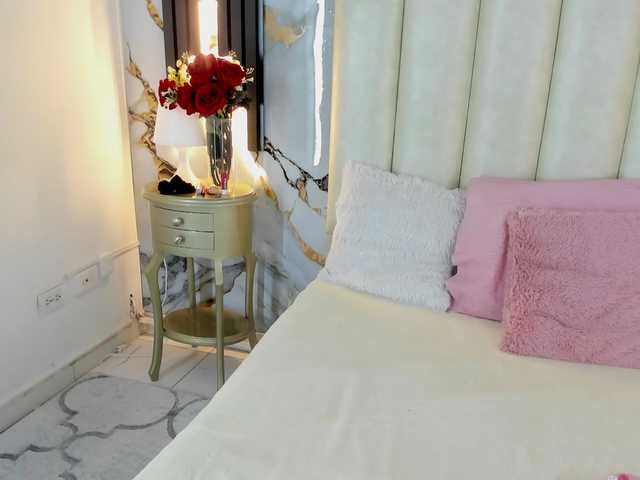 Lilithmars69's BongaCams show and profile