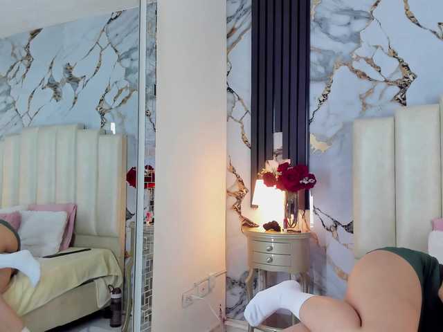 Lilithmars69's BongaCams show and profile