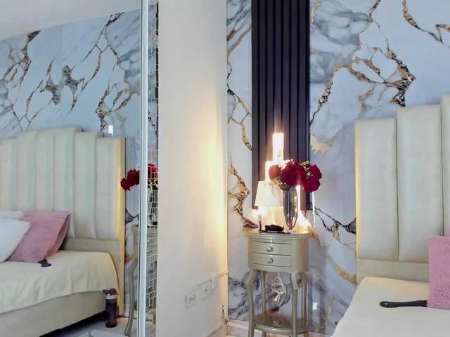 Lilithmars69's BongaCams show and profile