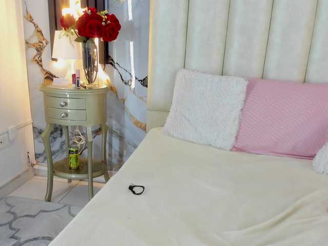 Lilithmars69's BongaCams show and profile