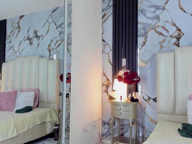 Lilithmars69's BongaCams show and profile