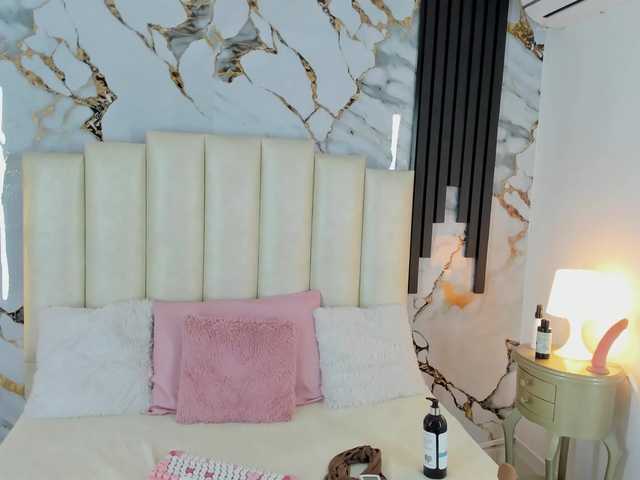 Lilithmars69's BongaCams show and profile