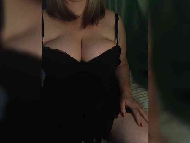 Alenka_Tigra webcam