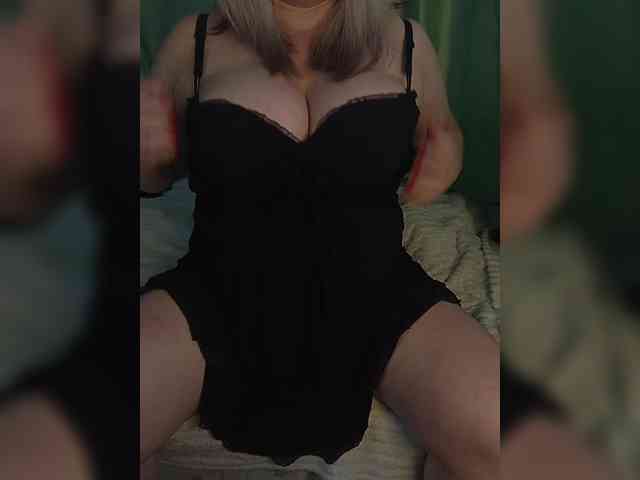 Alenka_Tigra webcam