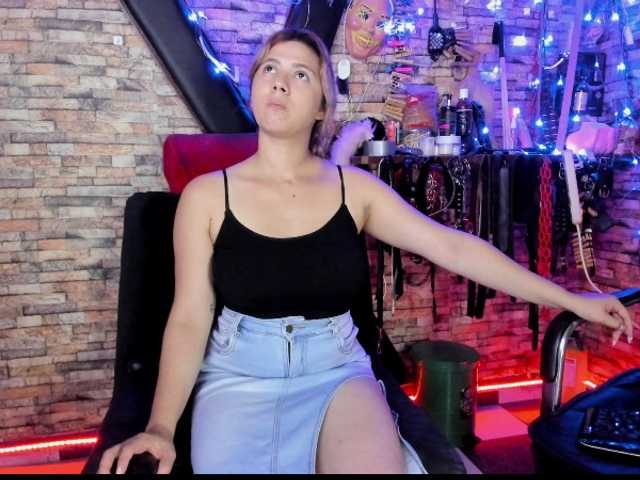 lukis01-luna0's BongaCams show and profile