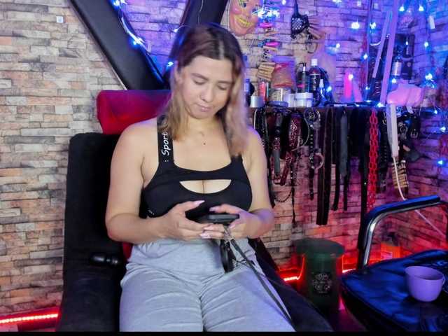 lukis01-luna0's BongaCams show and profile