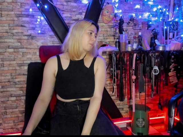 lukis01-luna0's BongaCams show and profile