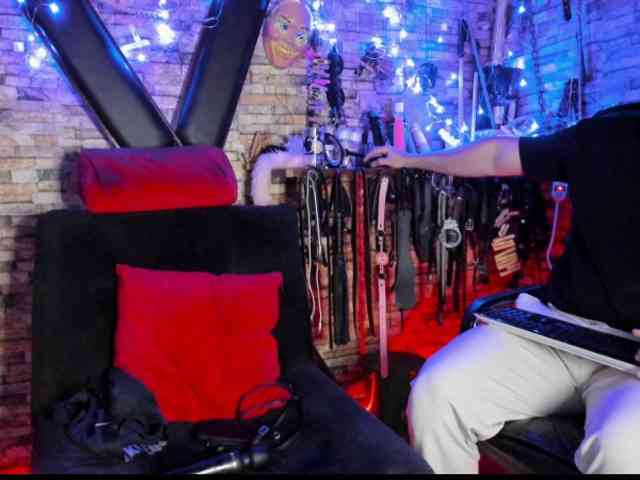 lukis01-luna0 lukis01-luna0