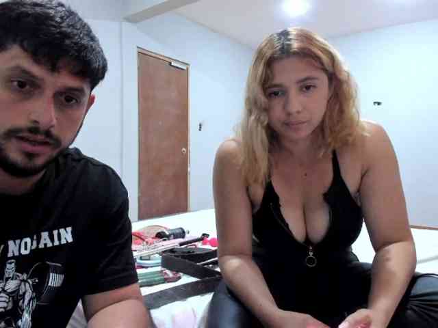 LunaLukisBdsm webcam