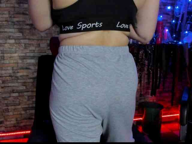 luna_lukis-1324 webcam