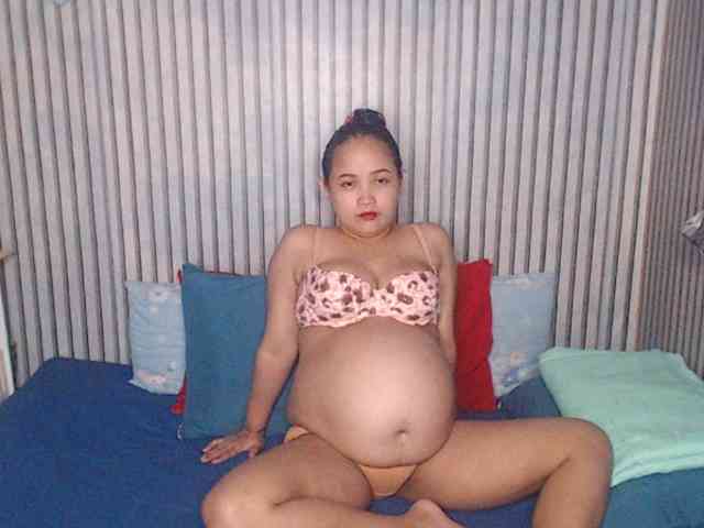 ladynakedpusy