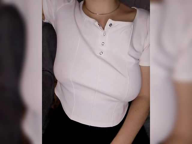 Liza17Liza's BongaCams show and profile