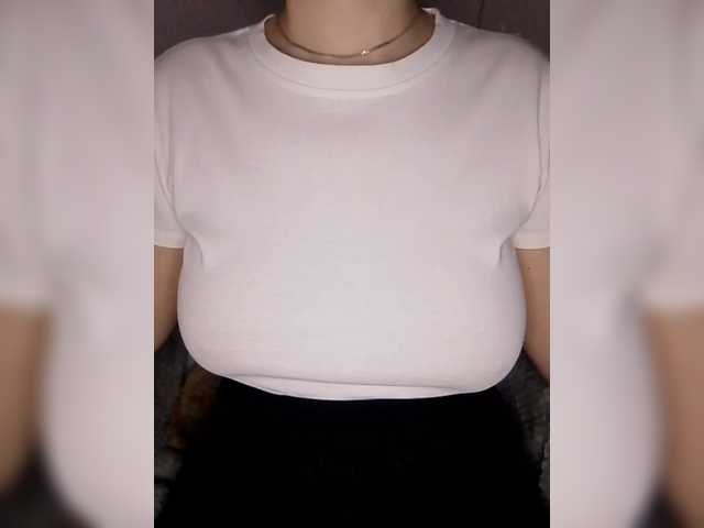 Liza17Liza's BongaCams show and profile