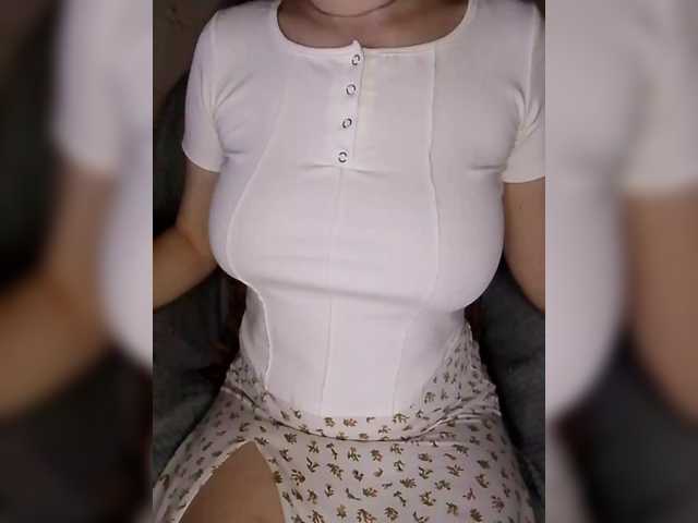 Liza17Liza's BongaCams show and profile