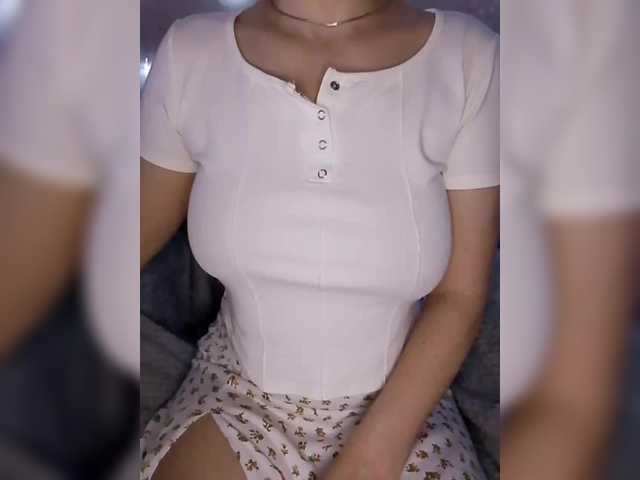 Liza17Liza's BongaCams show and profile