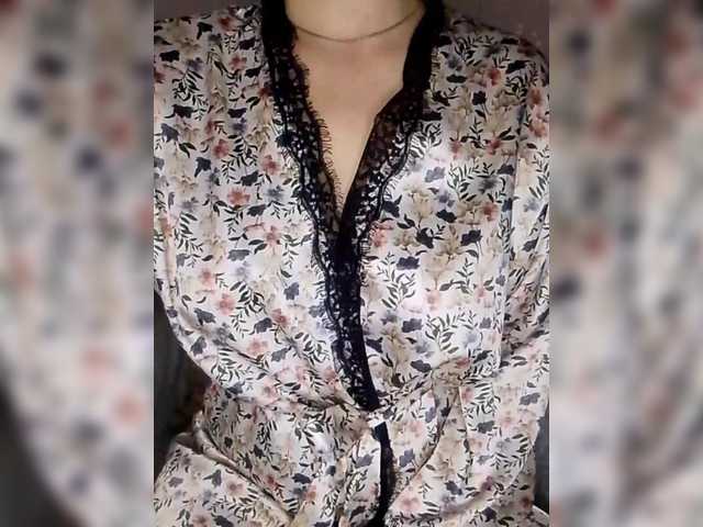 Liza17Liza's BongaCams show and profile