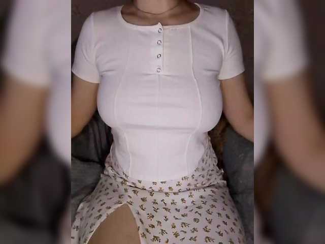 Liza17Liza's BongaCams show and profile