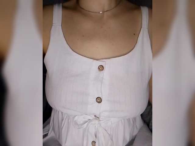 Liza17Liza's BongaCams show and profile