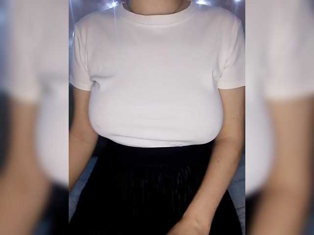 Liza17Liza's BongaCams show and profile