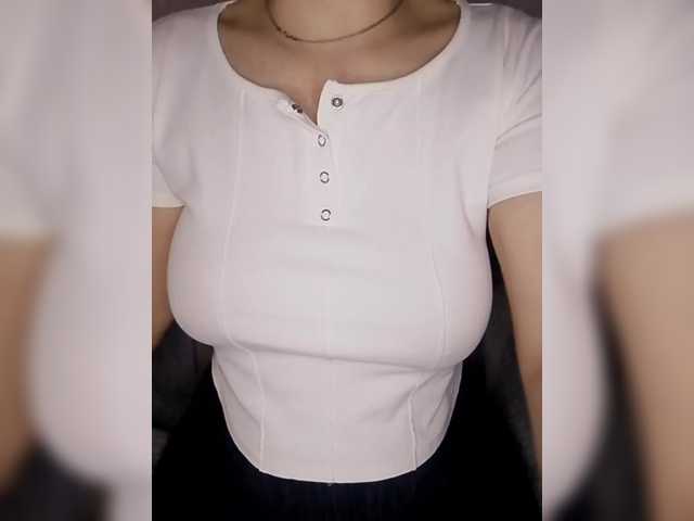 Liza17Liza's BongaCams show and profile