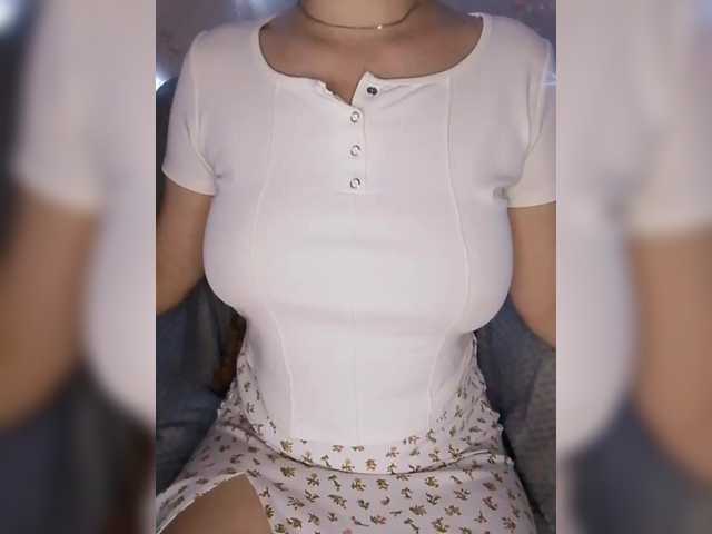 Liza17Liza's BongaCams show and profile