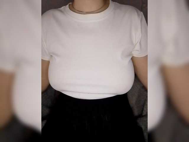 Liza17Liza's BongaCams show and profile