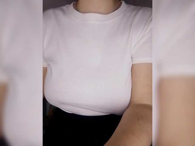 Liza17Liza's BongaCams show and profile