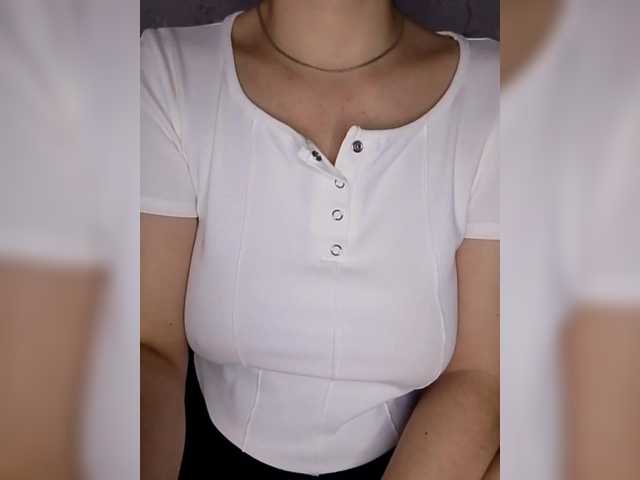 Liza17Liza's BongaCams show and profile